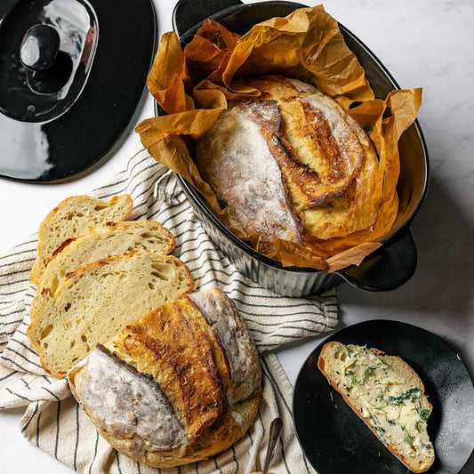 Classic Oval Dutch Oven